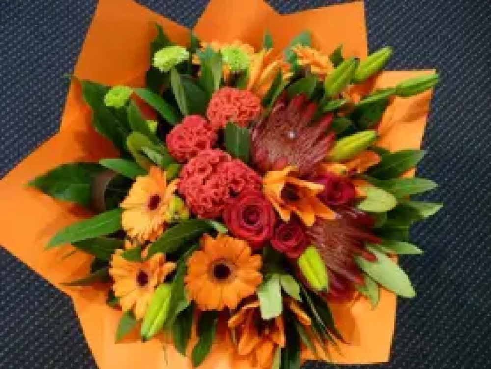 Contemporary, Beautiful Flowers