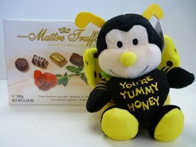 You’re Yummy Honey - Mattre Truffout choclates ( Chocolates may Vary )