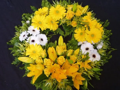 Formal Wreath - Formal Wreath. Can be made in Colour of your choice